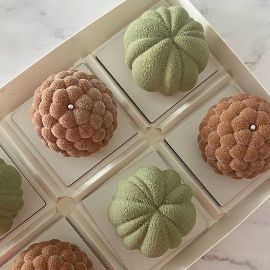 Collection №2: Mousse Cakes