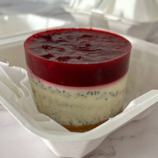 Poppyseed  / Cherry (bento)