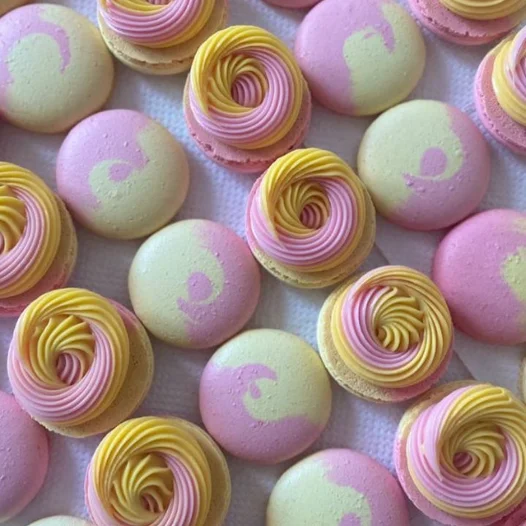 Strawberry / Mango Ganache