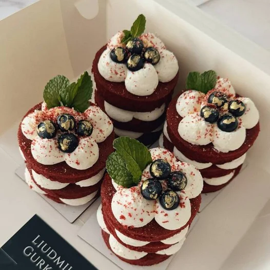 Mini Red Velvet Cake