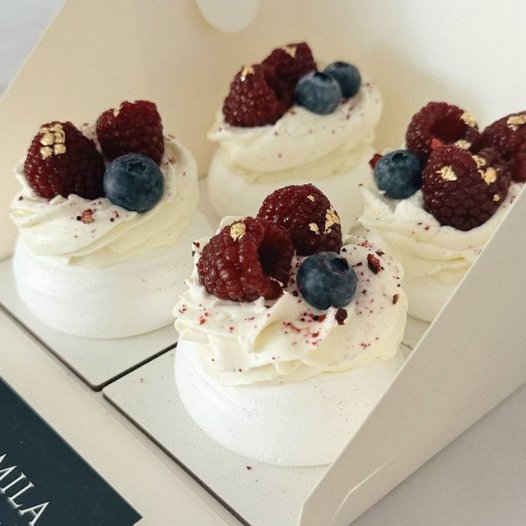 Mini Pavlova
