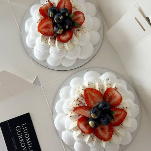 Mini Pavlova