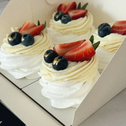 Mini Pavlova