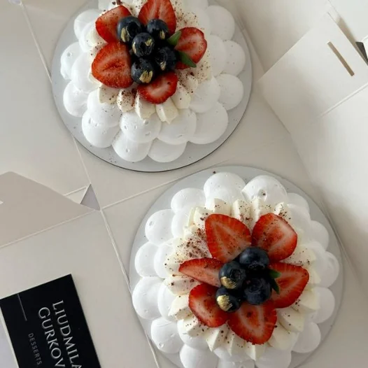 Mini Pavlova