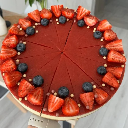 Vanilla Strawberry Cheesecake