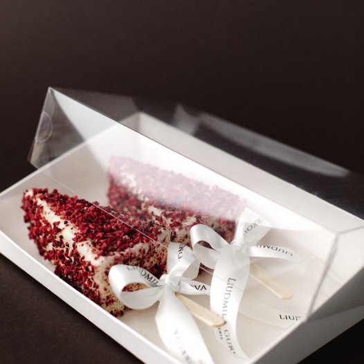 Black Currant Raspberry Cheesecake Sticks