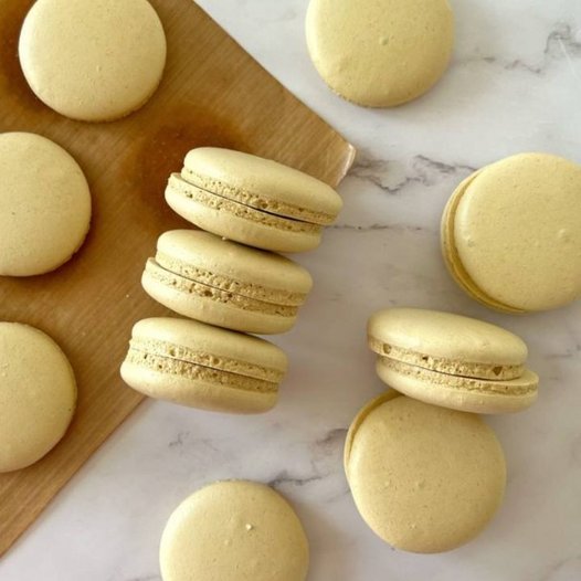 Video Lesson on Macarons on French Meringue