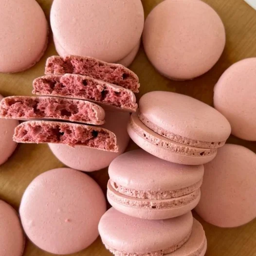 Video Lesson on Macarons on French Meringue